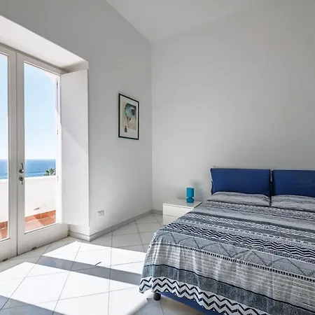 Marina Piccola Villa